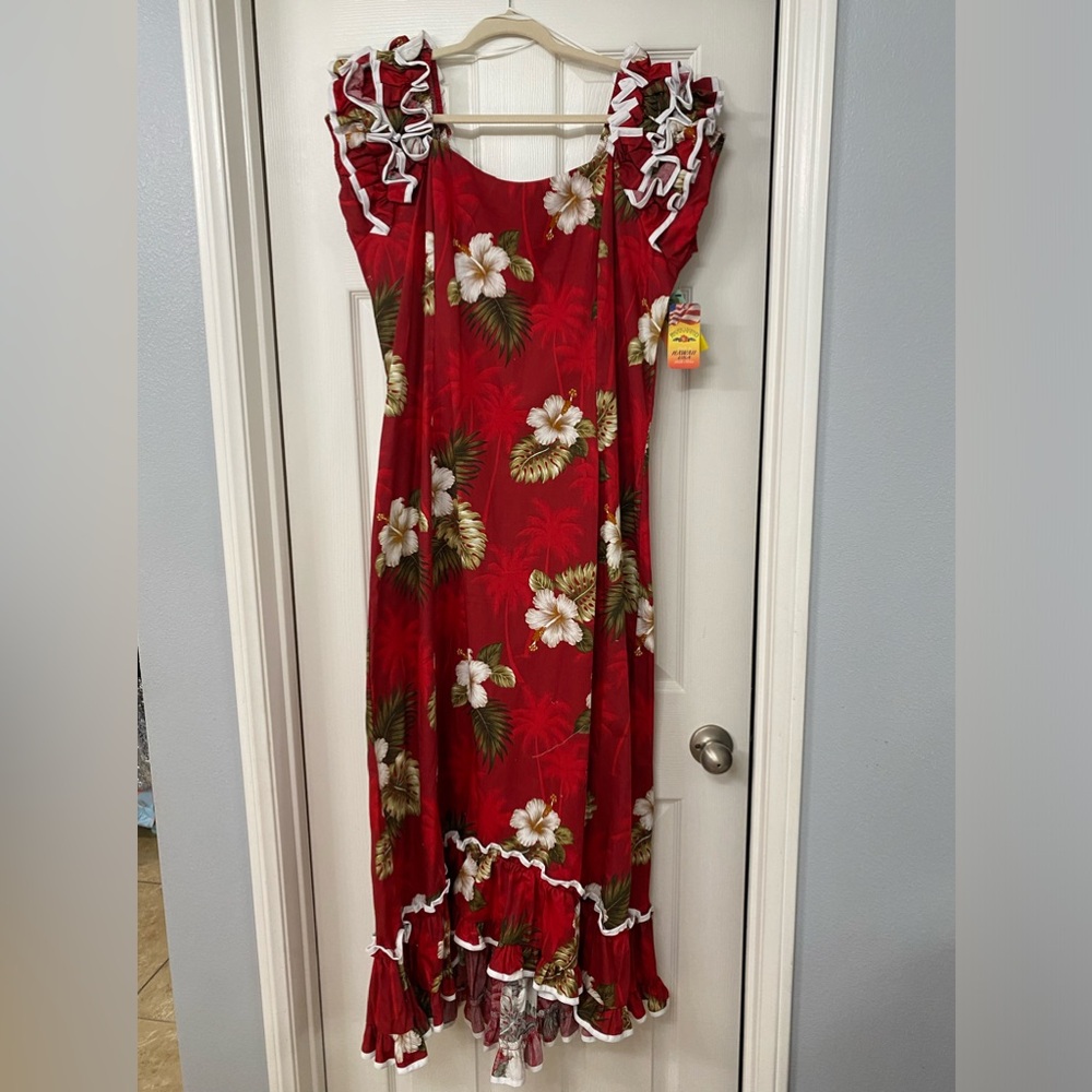 Traditional Hawaiian dress